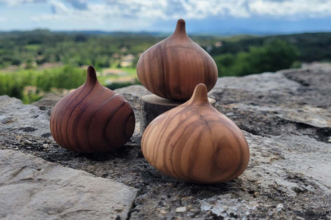 Figues en bois grand modèle